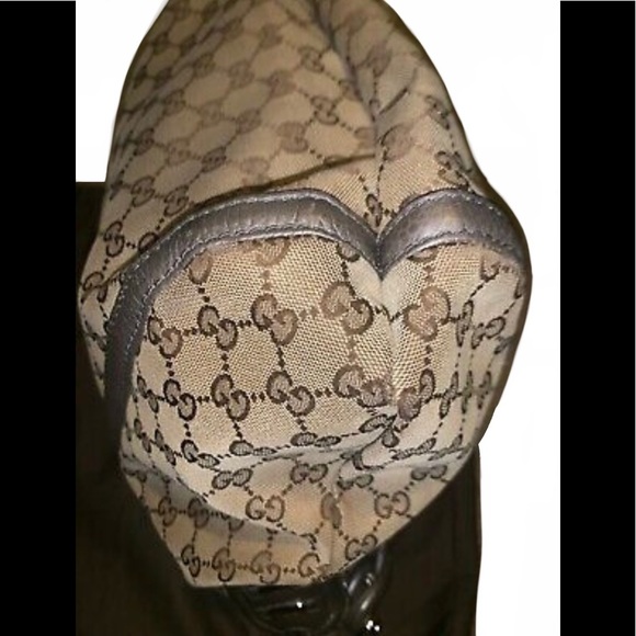 Gucci Women’s Monogram GG Shoulder Bag - Picture 9 of 10